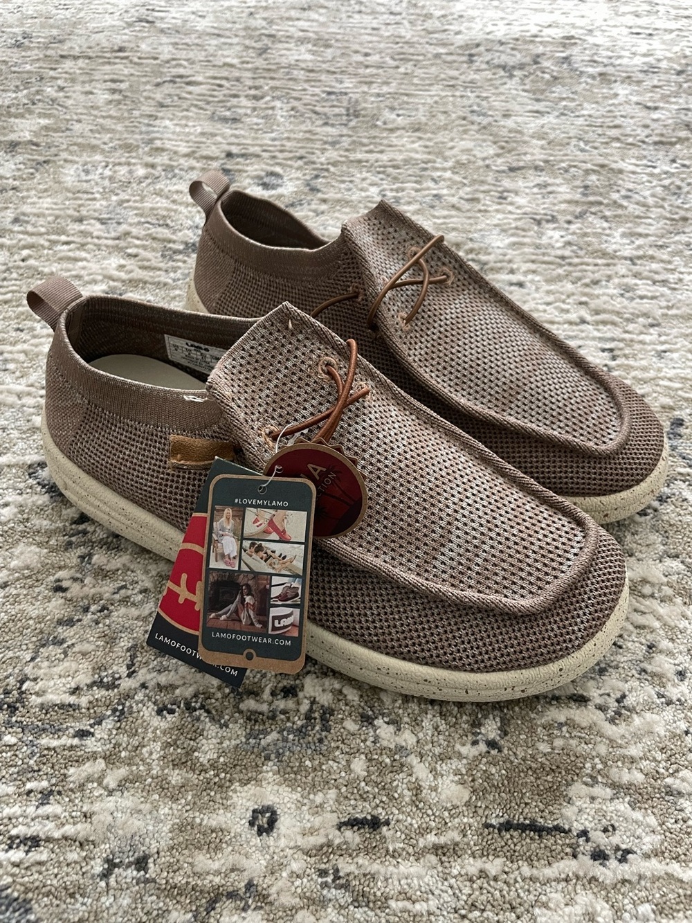 LAMO Men’s Lightweight Sneakers Size 9 Beige (hey dude style) - Picture 7 of 7